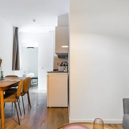 Limehome Madrid La Bolsa Zimmer foto